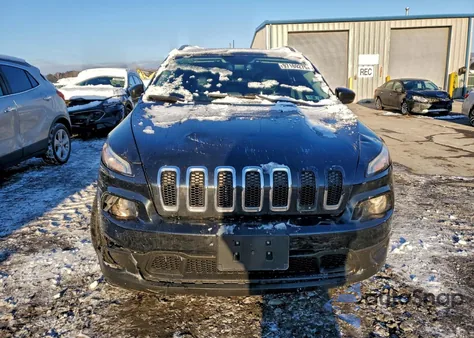 2016 Jeep Cherokee Limited из США, поврежденный, VIN 1C4PJMDB7GW348352